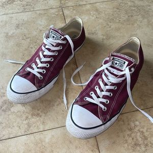 Barely worn maroon converse